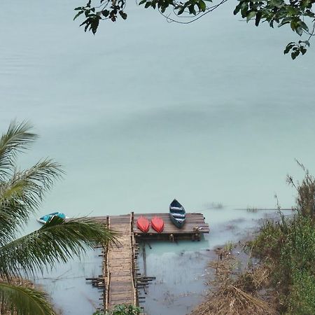 Green Lake Linow Hotel Tomohon Buitenkant foto
